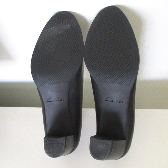 Clarks Cushion Plus Womens Black Faux Leather Pump w/2" Block Heel - Size 10M - Picture 9 of 9